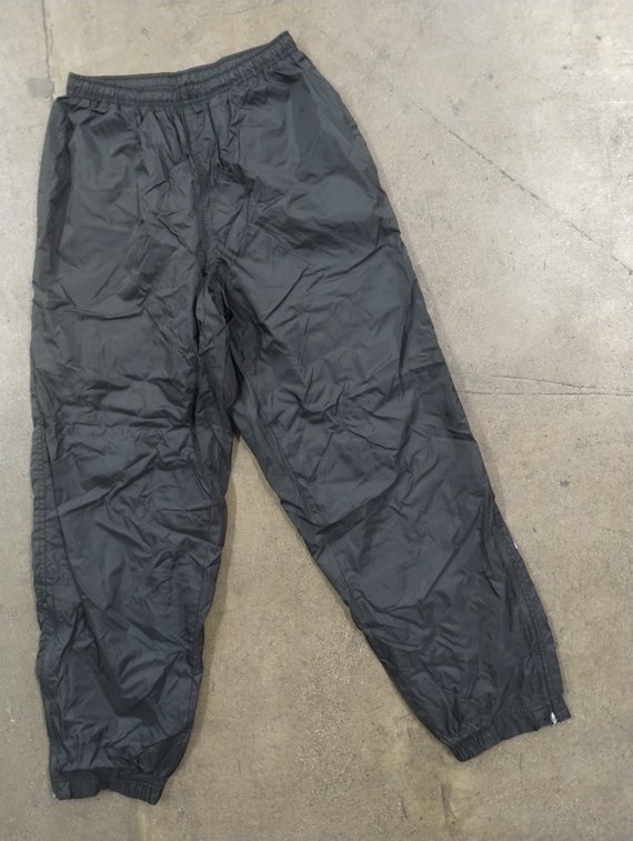 Male Men Black Nylon Track Pant at best price in Etawah | ID: 2851721013230