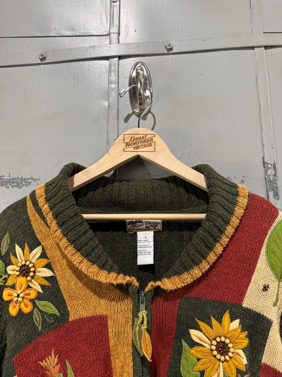トップス 90's vintage sunflower knit cardigan Vintage Sunflower Sweater Floral Design 3D Knit Cottage Core