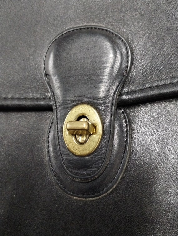 Minimalist Saddle Bag Medium Flap Silver