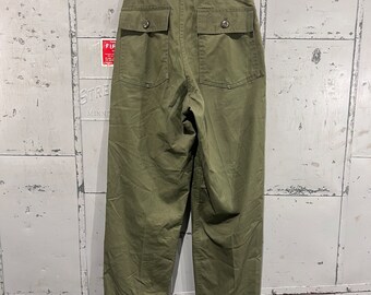 Waist 27