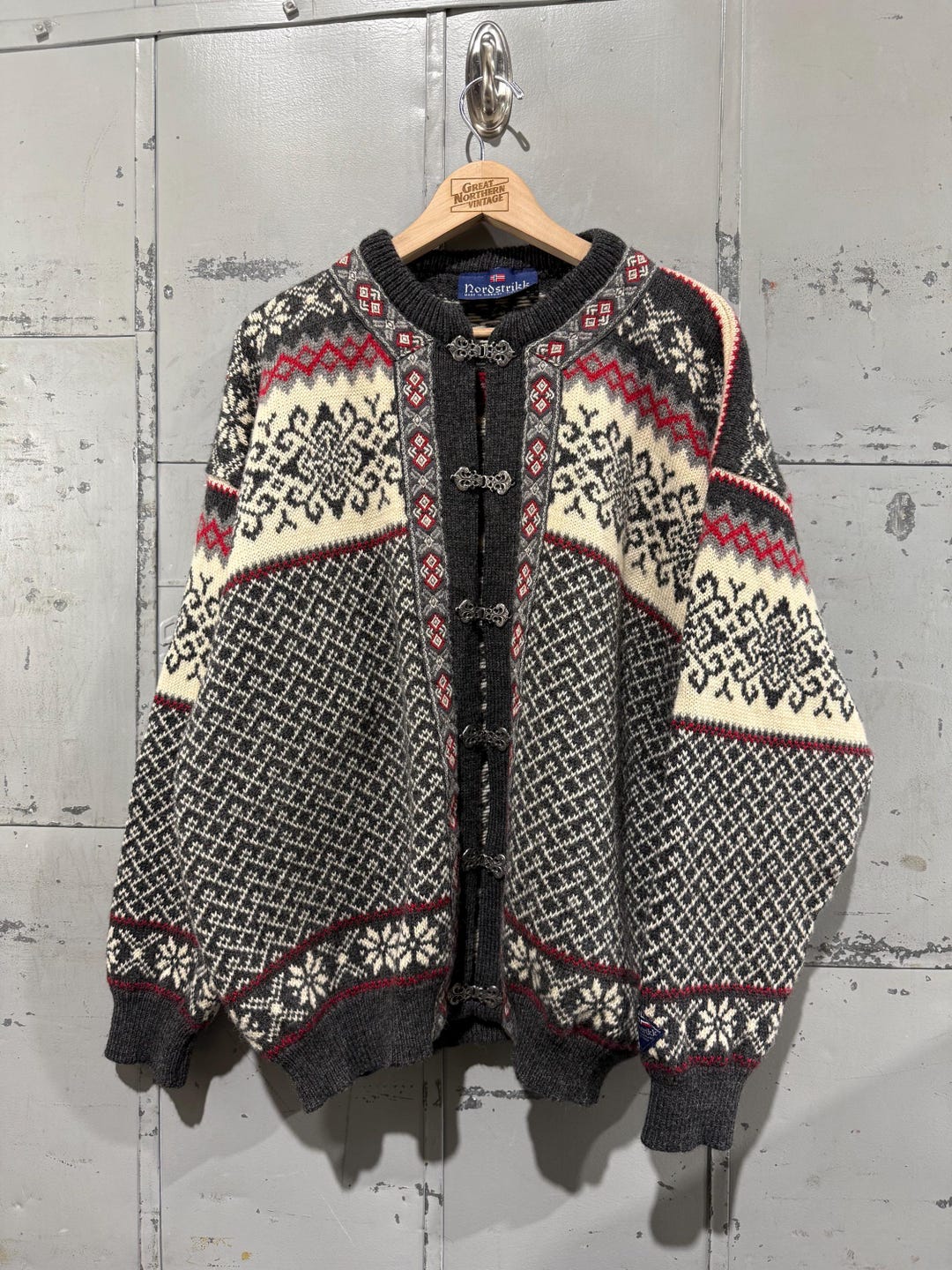 【IONSEOUL】Key Nordic Knit Cardigan 5FM0072 Vintage Nordstrikk Sweater Snowflake Metal Clasp Button