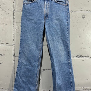 90s 32 waist Orange Tab Levi’s 517 boot cut denim jeans cowboy western style