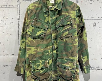 U.S. Military - Jungle Fatigue Jacket 4th Type with Van
