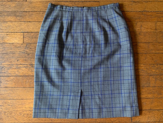 Pendleton 100% Wool Houndstooth Plaid Pencil Skirt - image 2