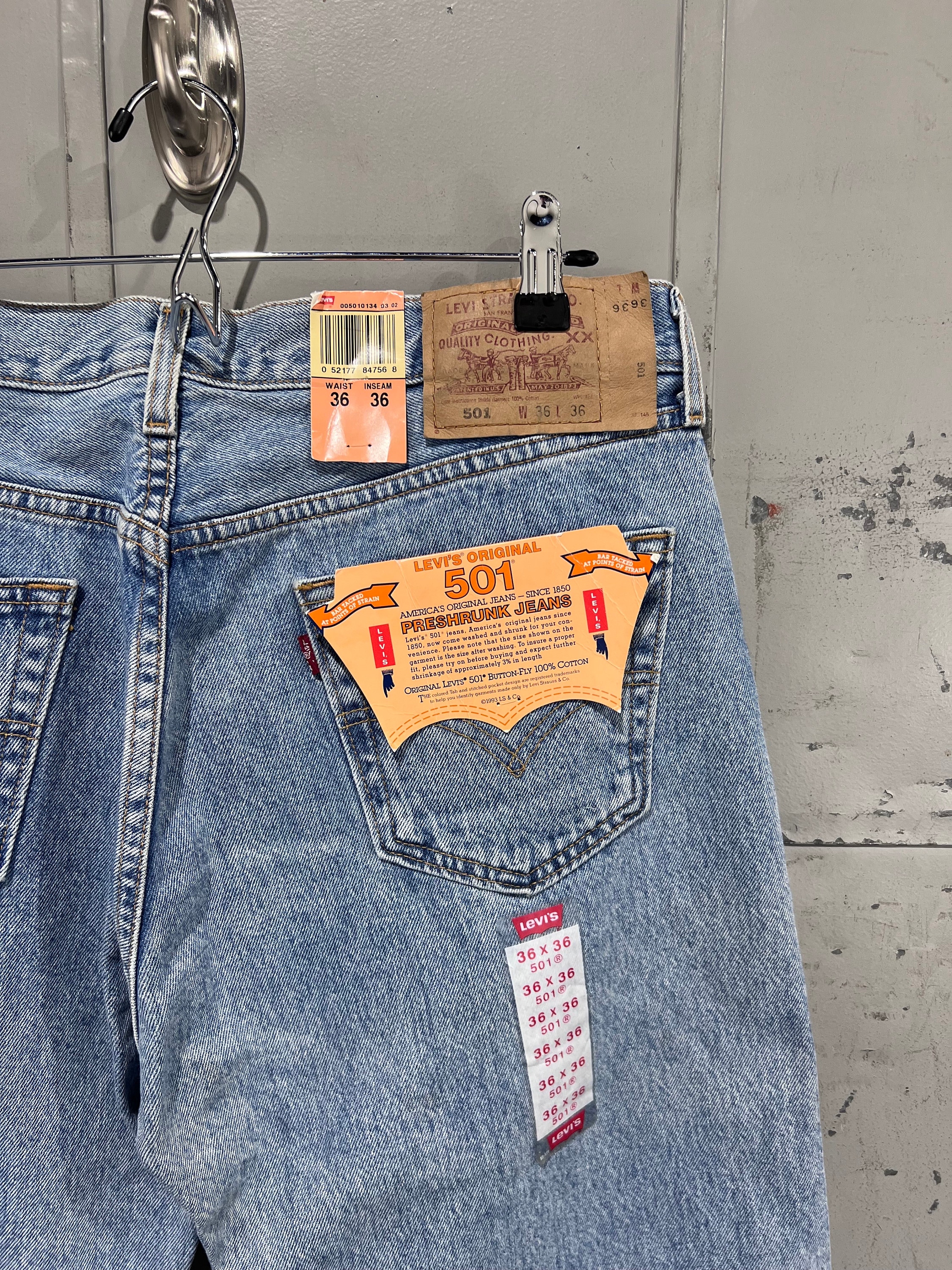 34x35 00s Levi's 501 Xx Jeans DEADSTOCK Lightwash Wash Pants