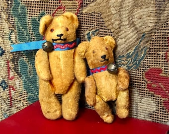 ID No.186 Pair of Vintage Antique Teddy Bears Miniature Jointed bear toy gold circa 1950 ribbon collar jingle bell glass eyes Christmas