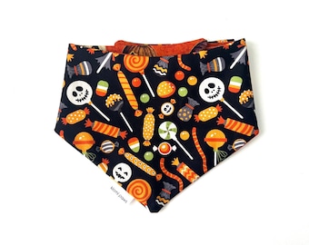Halloween Dog Cat Bandana, Halloween treats dog cat bandana, Halloween spooky pet bandana, Halloween nostalgic vintage pet bandana
