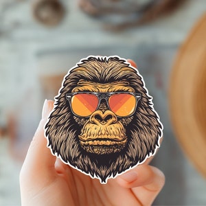 Bigfoot Forest Adventure Sticker-buiten wildernis Vinyl Decal voor natuurliefhebber-Yeti Decal voor natuurliefhebbers-Serene Sasquatch Sticker