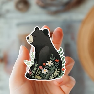 Entzückender Blumenbäraufkleber-Bär schläft und entspannt Aufkleber-Tieraufkleber-Wildlife Aufkleber-Bärliebhaber Geschenk Aufkleber-Natur inspiriert Aufkleber