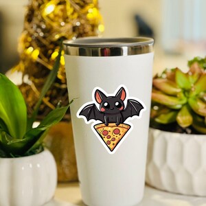 Kawaii Bat Pizza Naklejka-Naklejka Halloween-Naklejka zwierzęca-Naklejka modna-Naklejka Kindle-Naklejka Pizza Lover-Naklejka zabawny nietoperz-Foodie Art