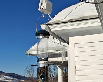 FeederLift: Birdfeeder Winch Lift