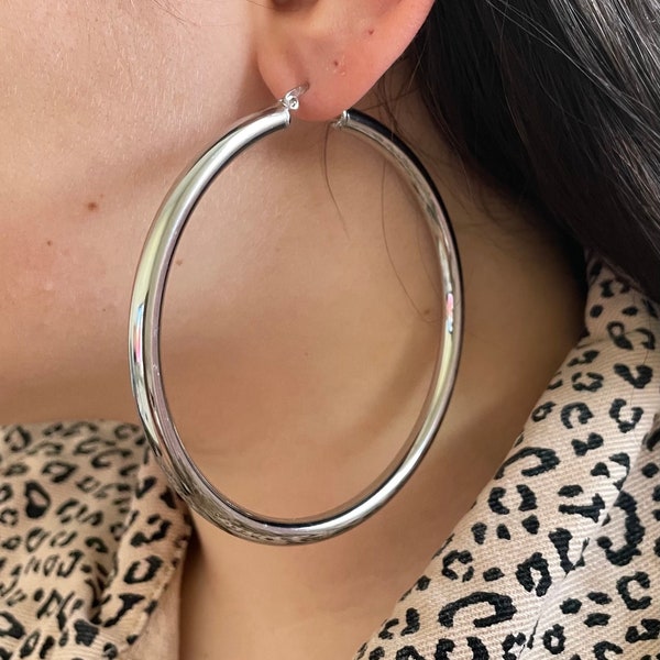 Silver chunky silver hoops - medium size - large hoop - trendy - tube earrings hoops