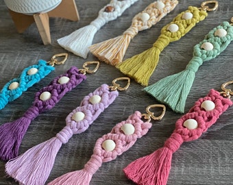 Llavero de macramé hecho a mano: dije bohemio para bolso con borla