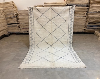Handwoven Beni Ourain Rug: White Wool Berber Moroccan Rug