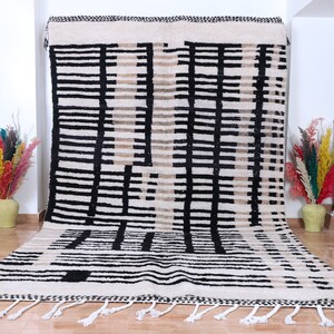 Handwoven Beni Ourain Rug: White & Black Geometric Wool Carpet