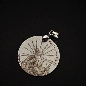 St Peter medal 30mm, Médaille de St-Pierre, Stainless Steel 30mm Personalized Saint Peter Medal or Necklace