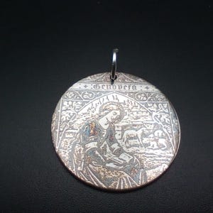 St Genevieve medal, Saint Genevieve Pendant, Stainless Steel Ste Genevieve Médaille, Personalized Engraving on the back