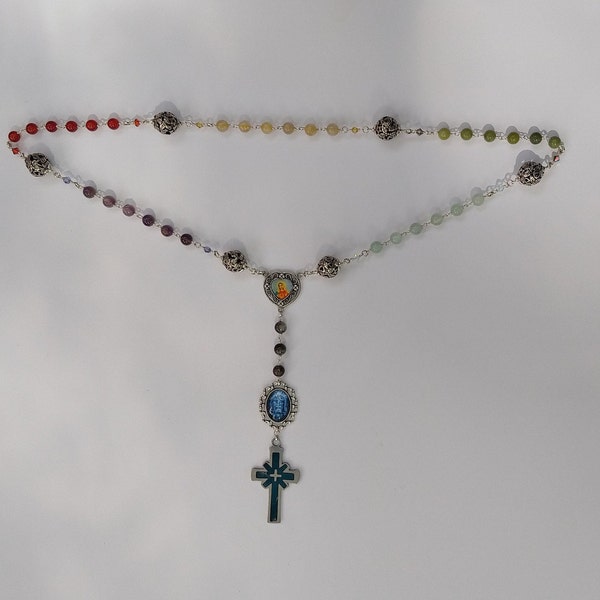 Chaplet of the holy face of Jesus made with amethyst, carnelian, aquamarine, jade & rutilated quartz silver plated