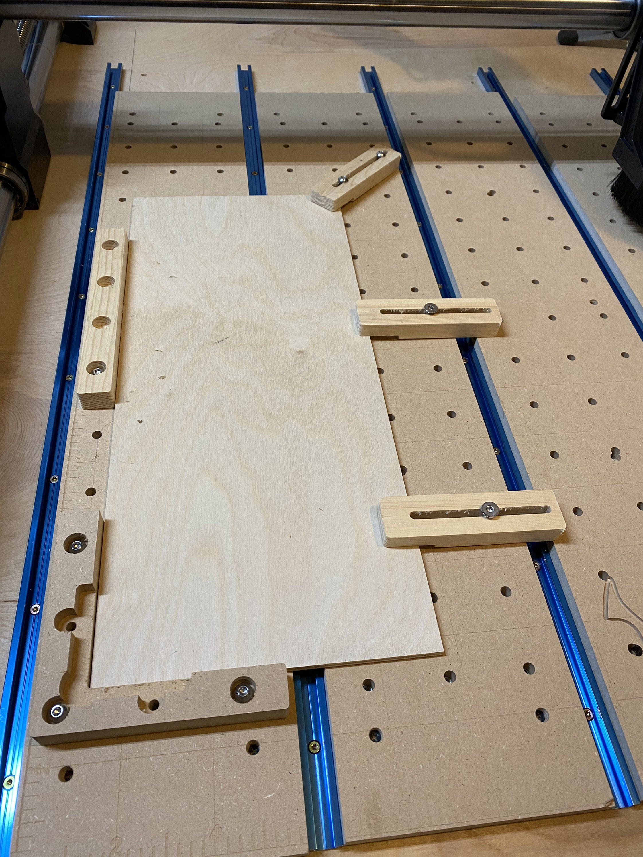 CNC Hold Down Clamps and Cams, Straight and Corner Brackets for