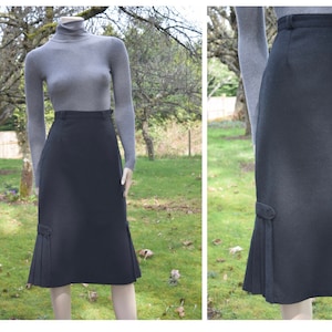 Small Vintage Wool Black Midi Below Knee Pencil Skirt