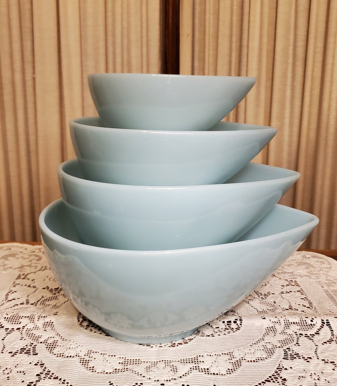 Fire King Delphite Blue Teardrop Mixing Bowl Set - Etsy