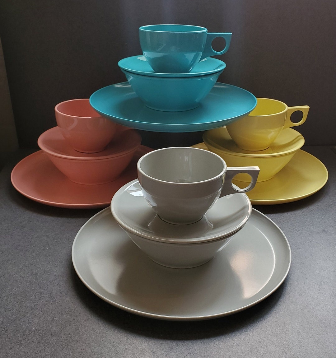 New in Box Spaulding Ware Rainbow Dish Set - Etsy