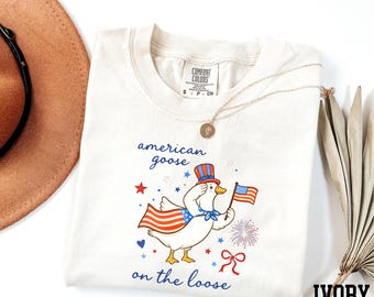 Camiseta American Goose On The Loose, Camiseta divertida del 4 de julio, Camiseta patriótica de ganso, Regalo del 250 aniversario de Comfort Colors®, Camiseta del Día de la Libertad