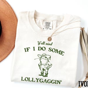 a hat, sunglasses, and a t - shirt with the words if i do