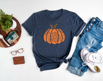 Pumpkin Shirt / Mandala Pumpkin Shirt / Fall Shirt / Thanksgiving Shirt / Halloween Shirt / Halloween Gifts / Gift For Her