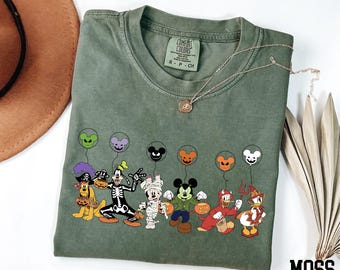 Camiseta de Halloween de Mickey y sus amigos Comfort Colors®, camiseta de Halloween de Disney, camiseta para fiesta de disfraces de Disneyland, camiseta de Halloween de Mickey y Minnie