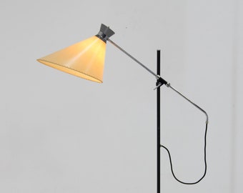 Vloerlamp met verstelbare perkamenten kap, jaren 60 / vintage vloerlamp / verlichting uit het midden van de eeuw