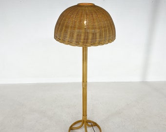 1980's Rattan Floor Lamp, Czechoslovakia / Vintage Floor Lamp