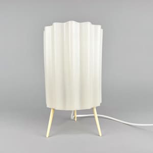 Mid Century Space Age Kunststoff Tischlampe / Vintage Tischlampe / Rakete