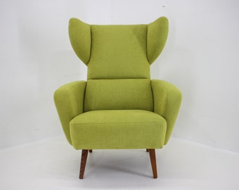 Chaise à oreilles des années 1960, Tchécoslovaquie / Couleur verte / Chaise du milieu du siècle / vintage /