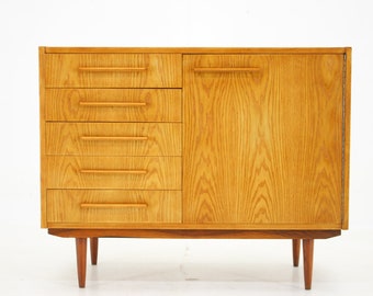 Armoire ou commode en érable des années 1970, Tchécoslovaquie