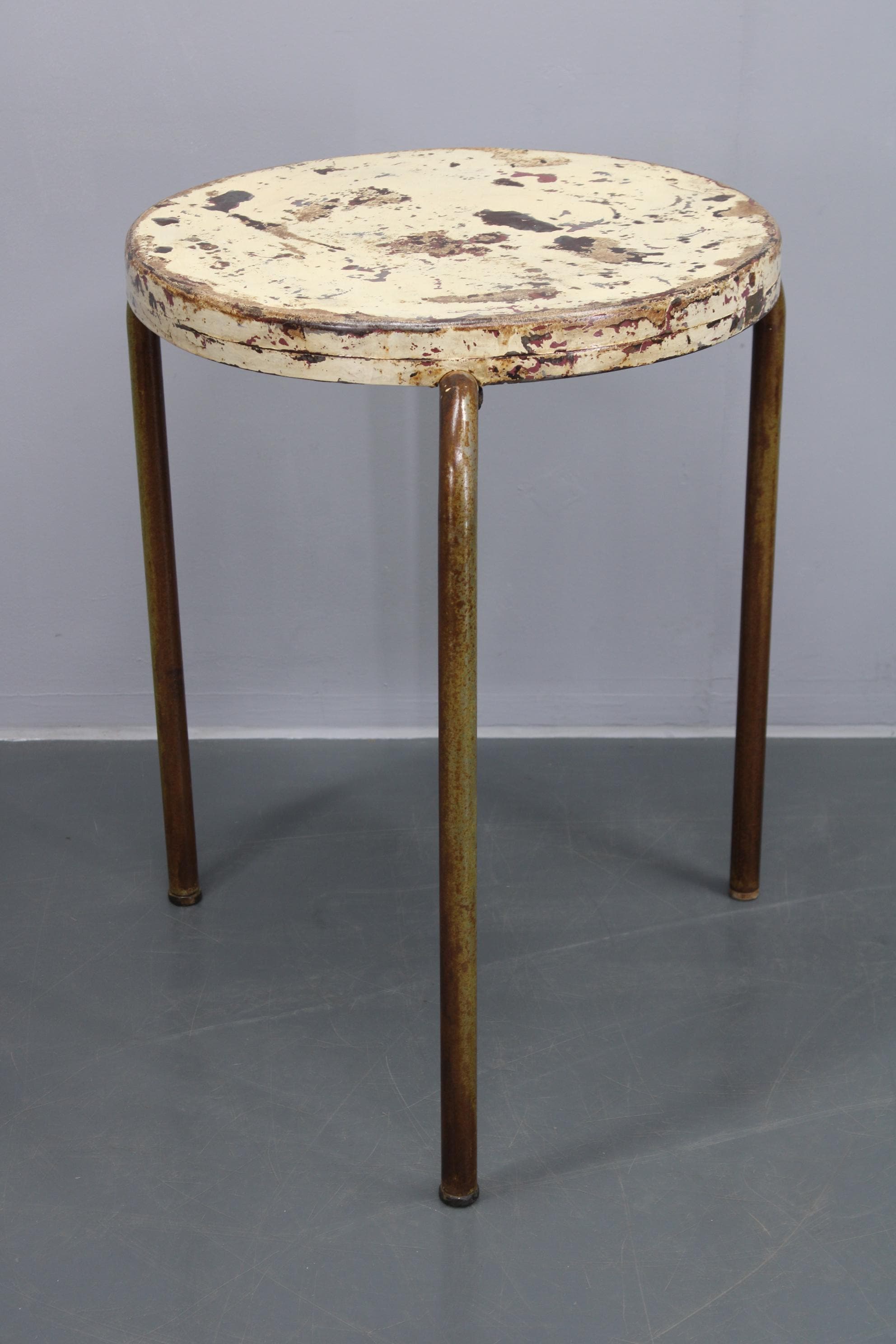 Table Ronde Industrielle Années 50, Italie