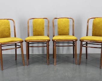 1970s Set of Four Restored Beech Bentwood Dining Chairs by TON, Czechoslovakia