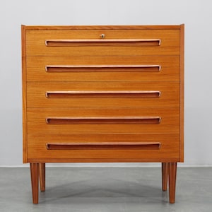 1960s Danish Teak Chest of Drawers / Mid-century / Brown Colour / Vintage Chest of Drawers /