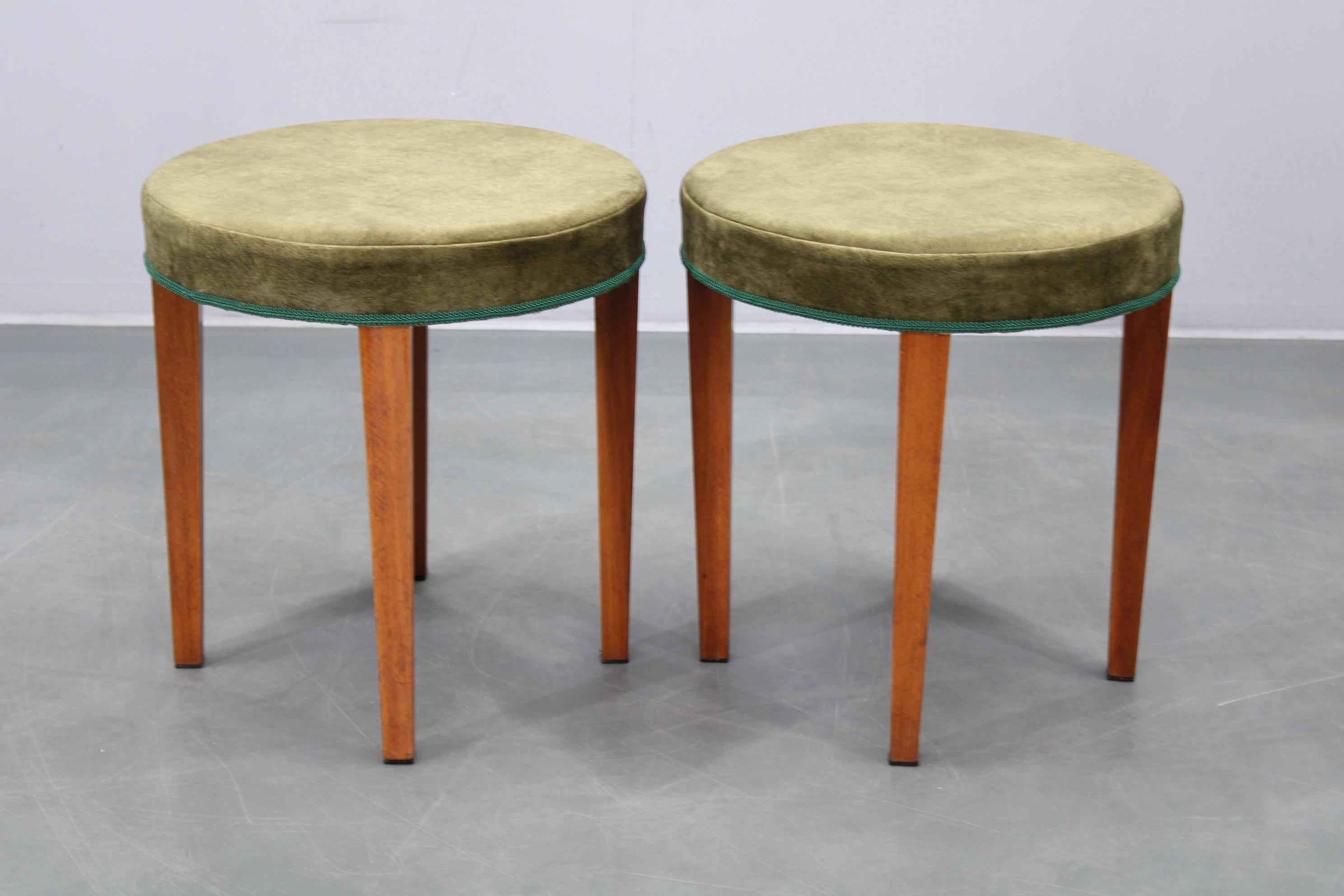 1940s Vintage Stool - Etsy - Page 3