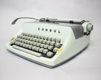 Restored Typewriter/ Consul, Czechoslovakia, 1962s/Vintage Typewriter/Mid-century/White Color/