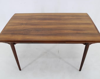 1960s Danish Wooden Extendable Dining Table, Mid-Century Modern