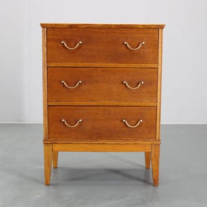 1950s Danish Oak Chest of Drawers  / Mid-century / Brown Colour / Vintage Chest of Drawers /
