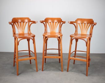 Set of 3 TON 135 Bar Stools 1990 Czechoslovakia Bentwood Beech Fan Back