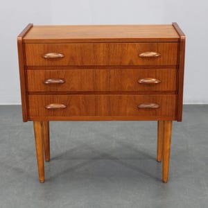 1960s Danish Teak Chest of Drawers