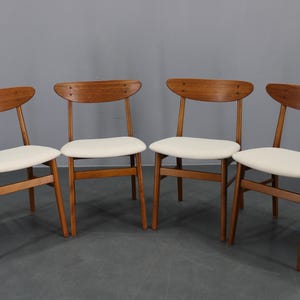 Ensemble de cinq chaises de salle à manger en teck restaurées des années 1960 par Fastrup, Danemark / Cinq chaises de salle à manger vintage / Chaises en bois / Meubles vintage