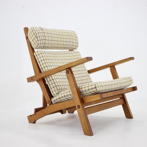 Rare Hans J. Wegner  Oak Reclining Lounge Chair Model AP71, Denmark 1968