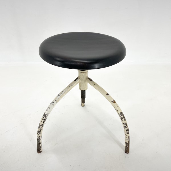 1950's Medical Adjustable Stool / Low Stool / Adjustable Hight / Metal & Wood / Vintage Stool / Vintage Industrial