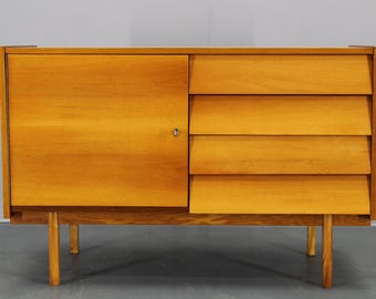 Enfilade Mid-Century en Érable, Meuble de Rangement vintage Tchécoslovaque, 1960s