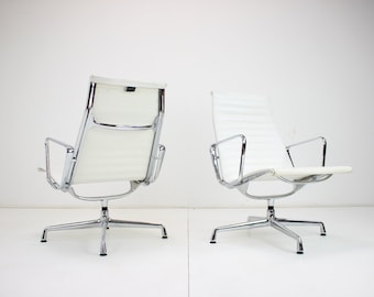 Chair by Charles & Ray Eames for Vitra, EA 107 / Mid-century / White Colour /