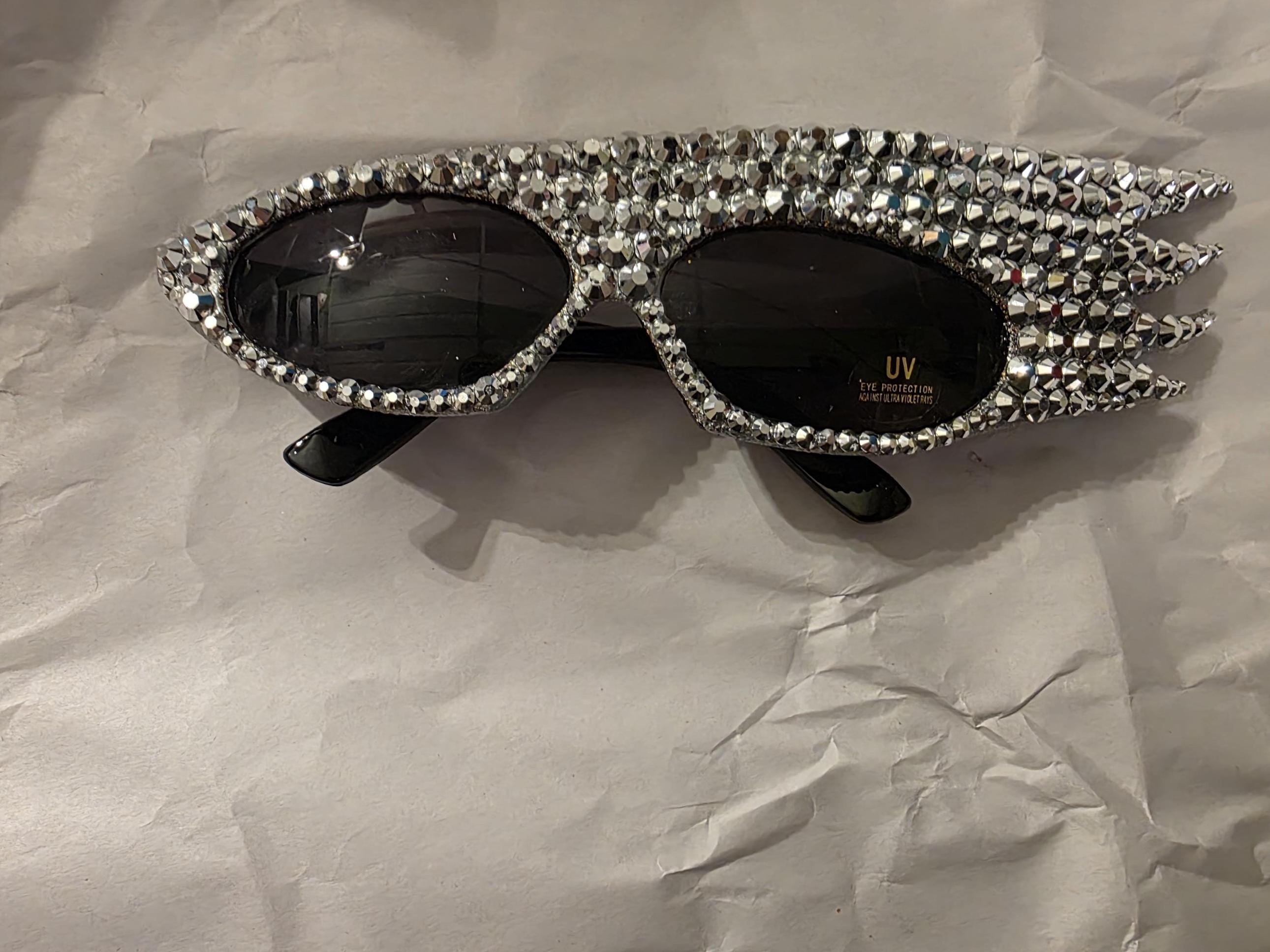 NEW Super Blingy Hollywood Glam Black Crystal Studded Oversize Round Sunglasses Oversized Glam Sparkle Sunglasses (18 Colour Options  main image 2